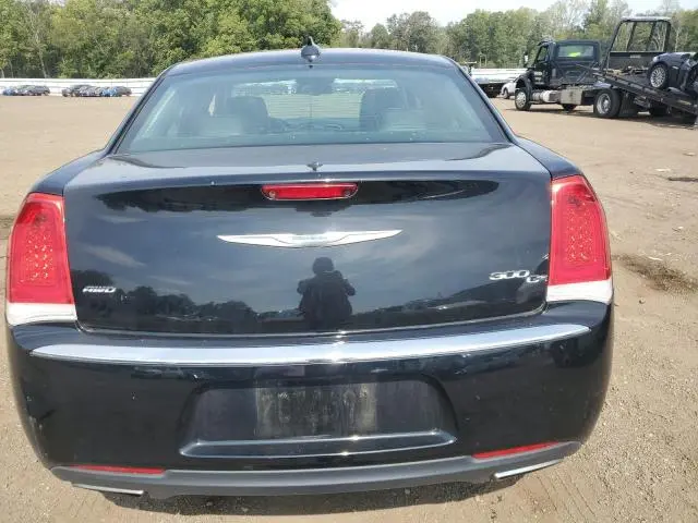 2016 CHRYSLER 300C   