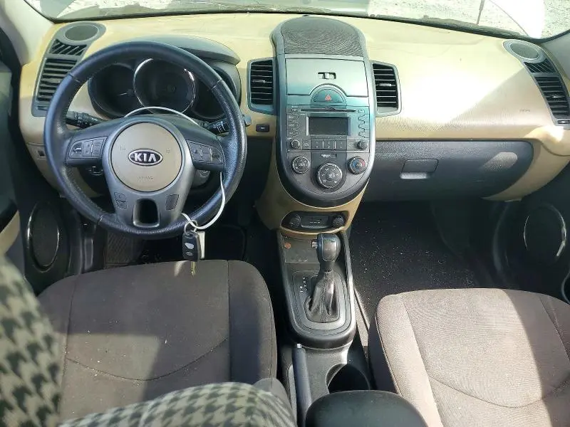 2011 KIA SOUL !  