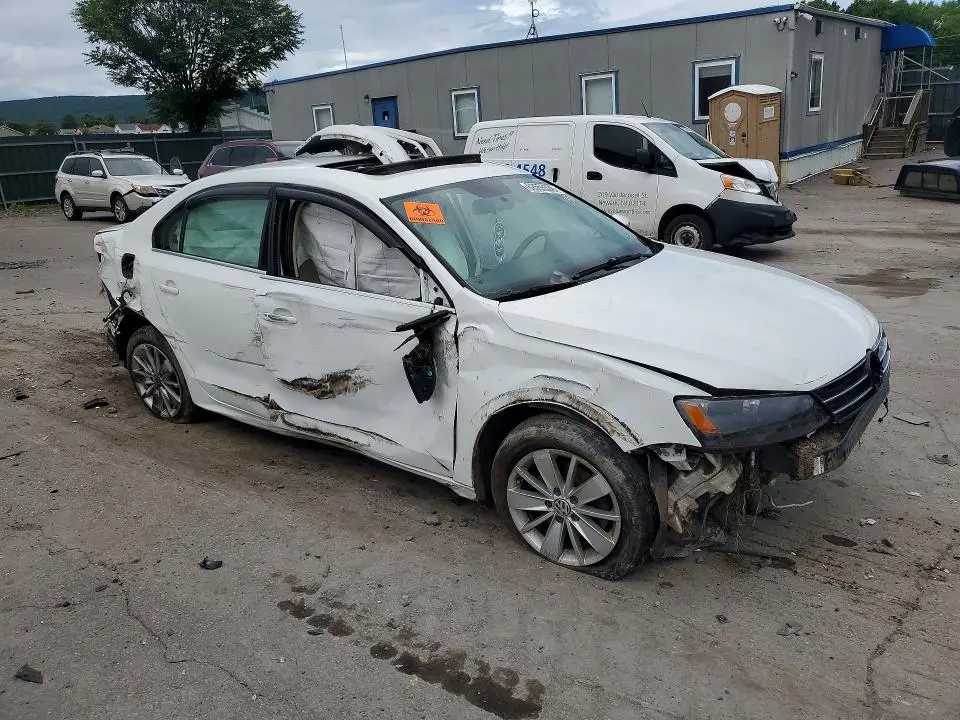 2015 VOLKSWAGEN JETTA TDI  