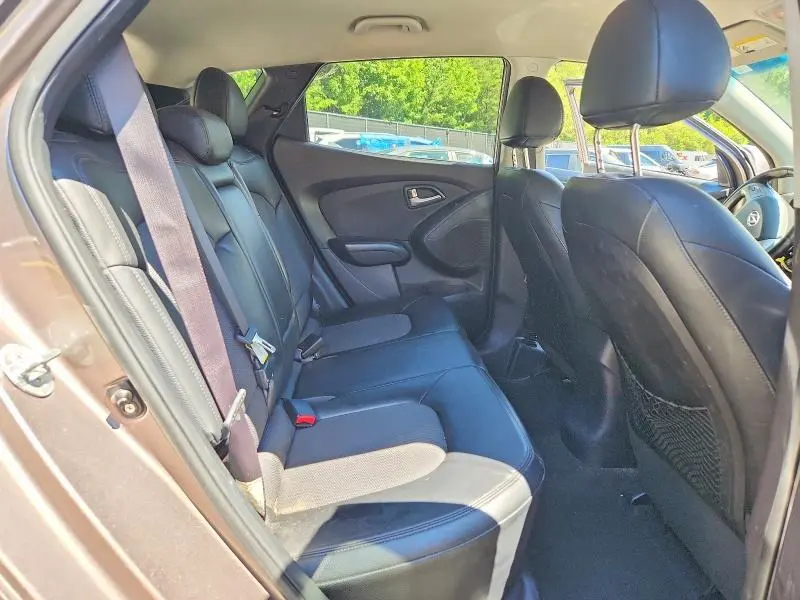 2012 HYUNDAI TUCSON GLS  