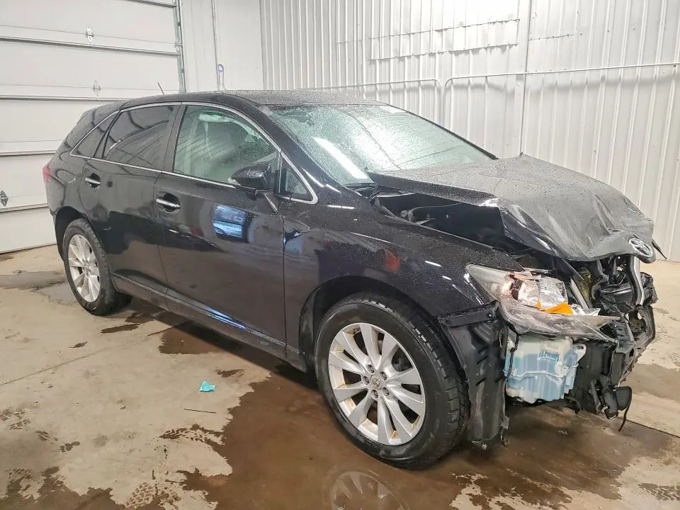 2013 TOYOTA VENZA XLE  