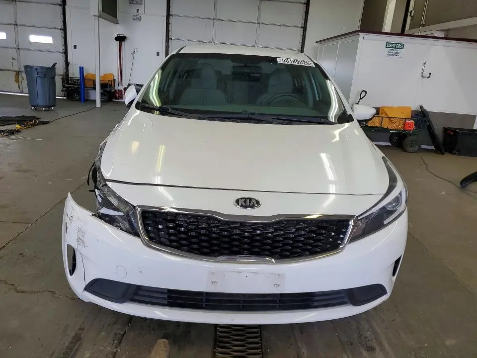 2018 KIA FORTE LX  