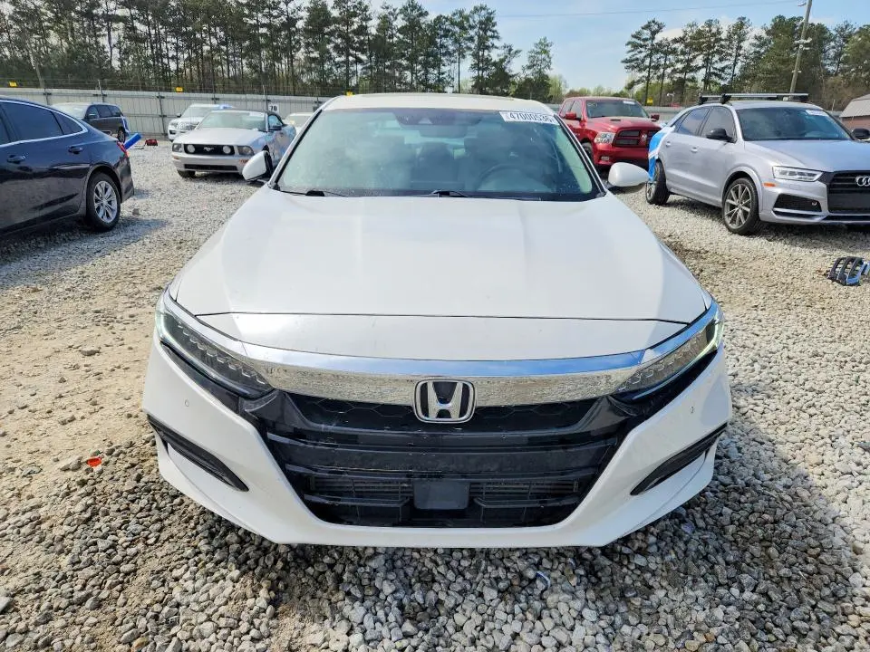 2019 HONDA ACCORD TOURING  