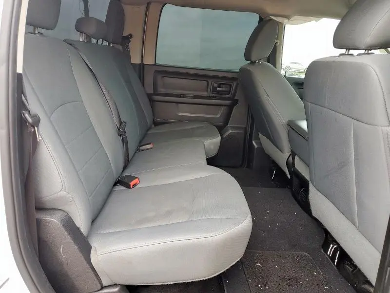2016 RAM 1500 ST  