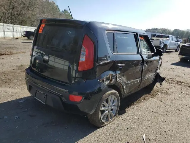 2013 KIA SOUL +  