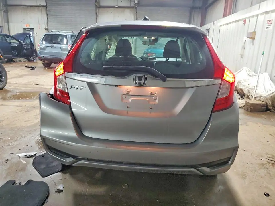 2018 HONDA FIT EX  