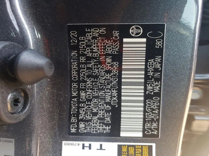 2021 TOYOTA PRIUS LE  