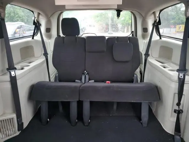 2011 DODGE GRAND CARAVAN CREW  
