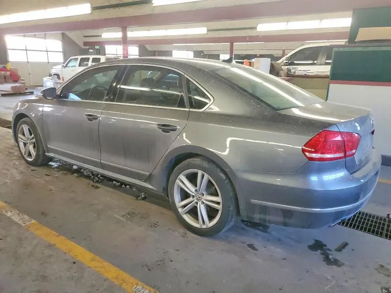 2012 VOLKSWAGEN PASSAT SEL  