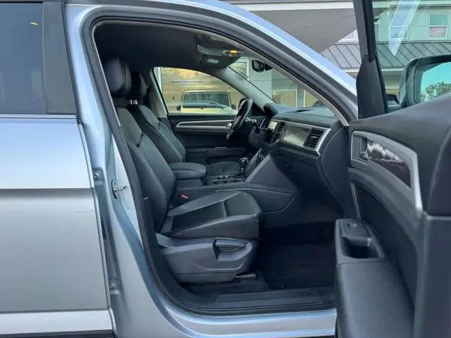 2018 VOLKSWAGEN ATLAS SE  