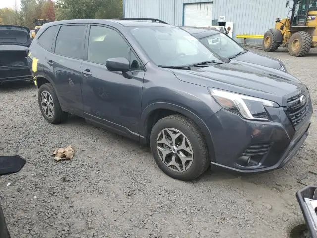 2022 SUBARU FORESTER PREMIUM  