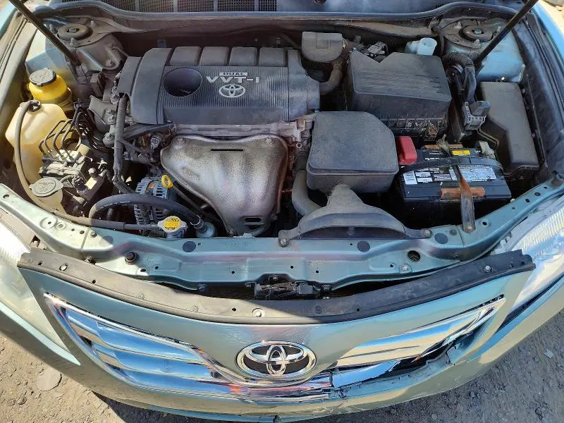2010 TOYOTA CAMRY LE  