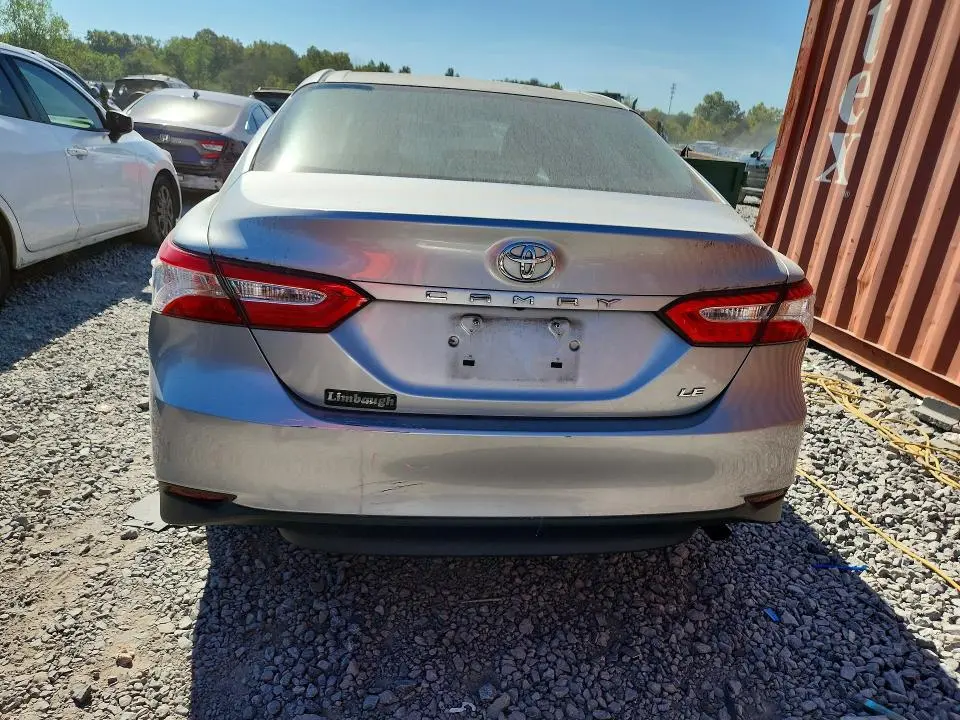 2018 TOYOTA CAMRY LE  
