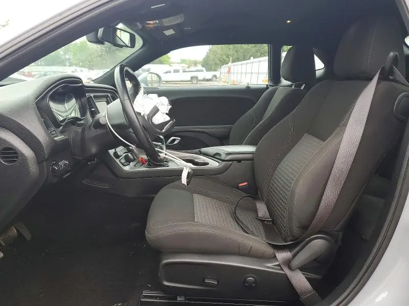 2022 DODGE CHALLENGER SXT  