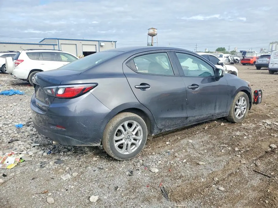 2018 TOYOTA YARIS IA BASE  