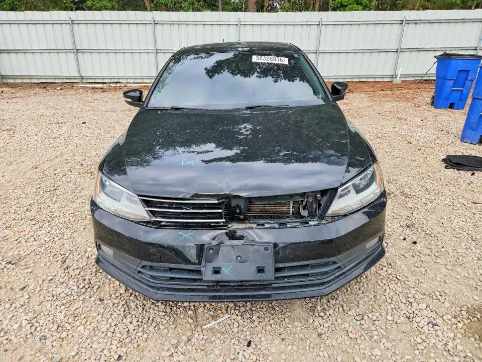2015 VOLKSWAGEN JETTA SE  