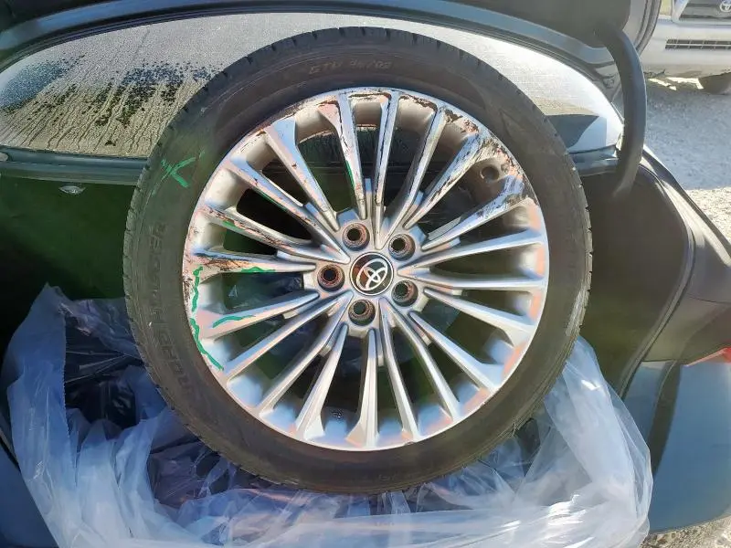 2021 TOYOTA AVALON LIMITED  