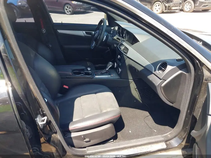 2013 MERCEDES-BENZ C 300 SPORT 4MATIC