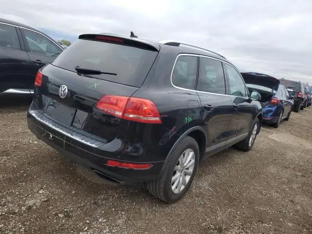 2012 VOLKSWAGEN TOUAREG V6  