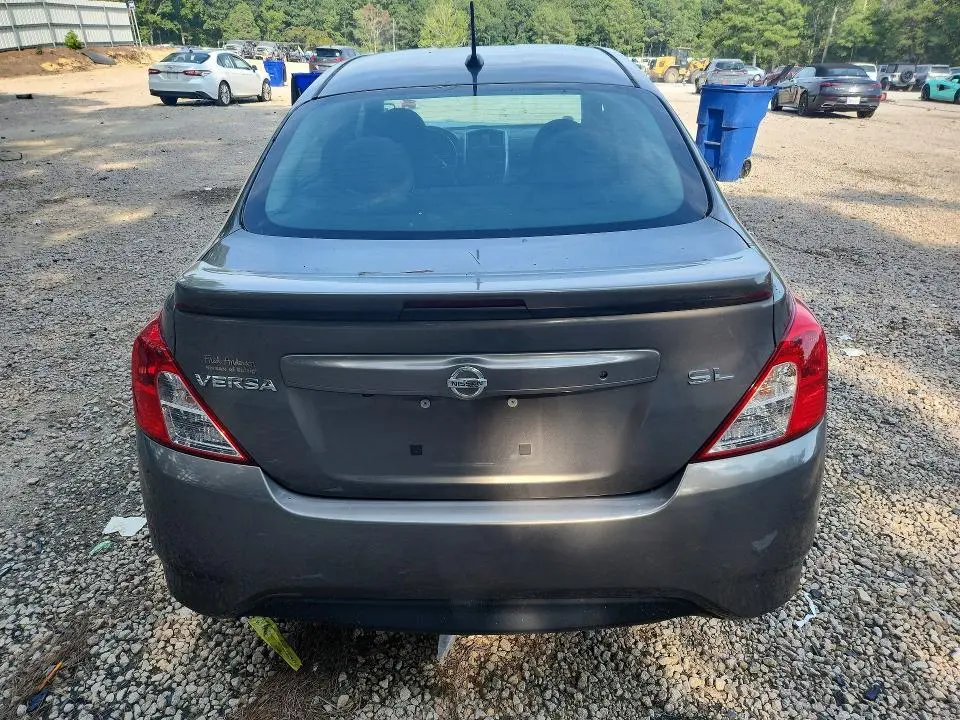 2017 NISSAN VERSA 1.6 SL  
