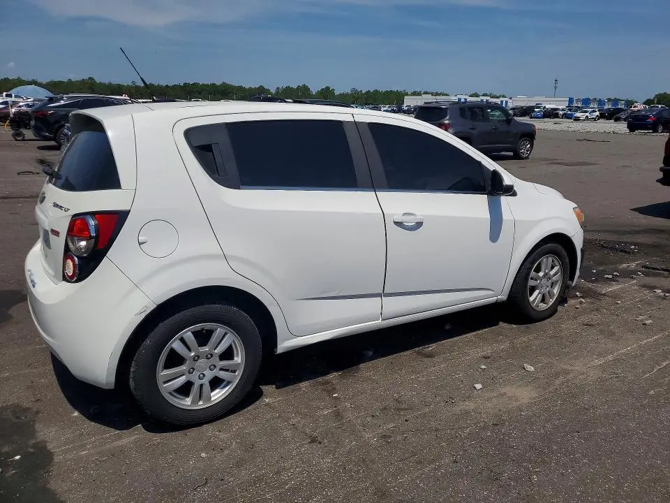 2013 CHEVROLET SONIC LT  