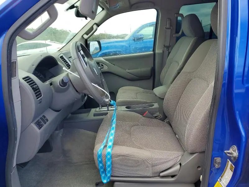 2012 NISSAN FRONTIER S  