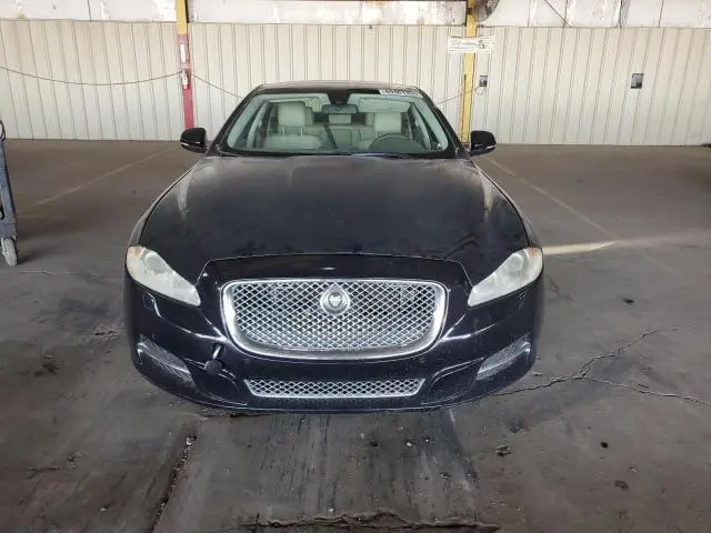 2013 JAGUAR XJ   
