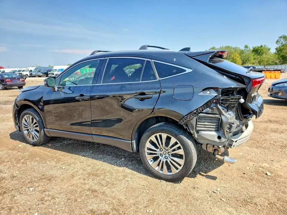 2022 TOYOTA VENZA XLE  