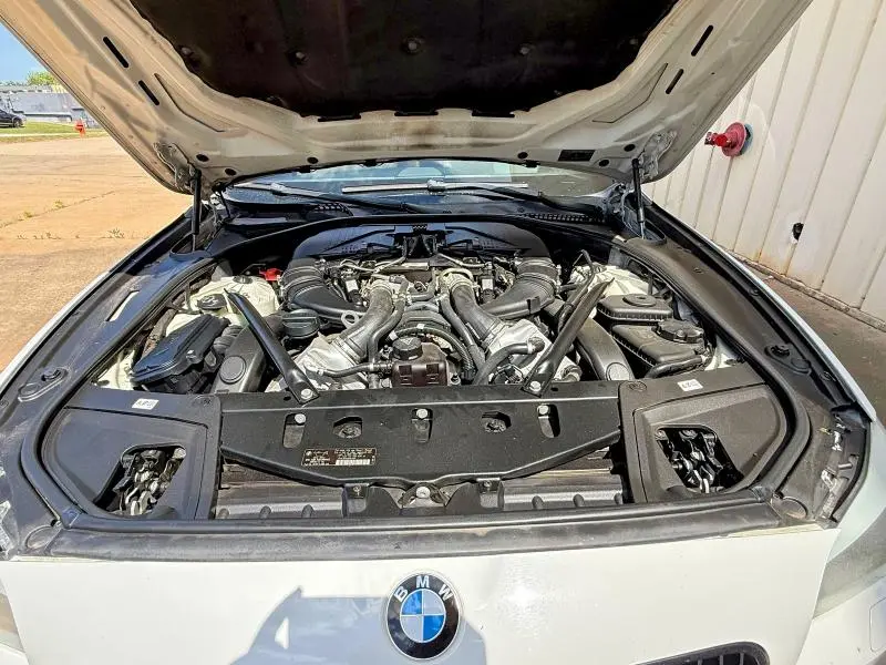 2013 BMW 550 XI  