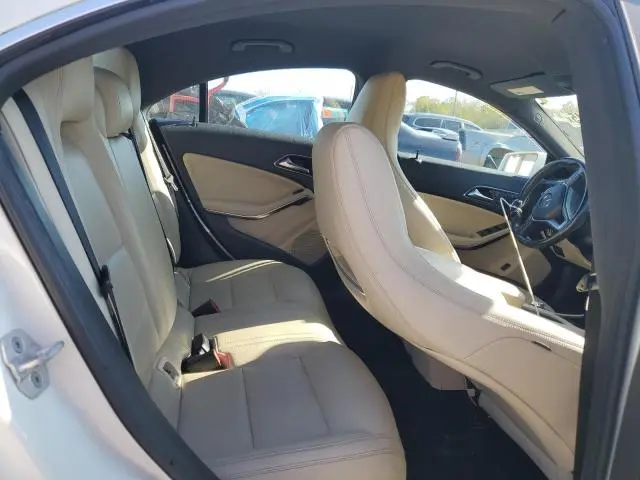 2014 MERCEDES-BENZ CLA 250
