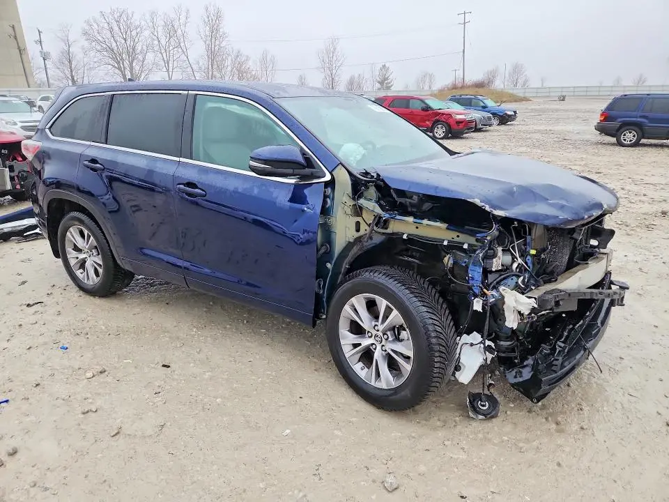 2016 TOYOTA HIGHLANDER LE PLUS  