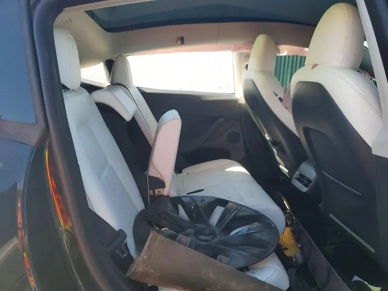 2024 TESLA MODEL Y   