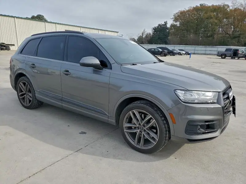 2017 AUDI Q7 PRESTIGE  