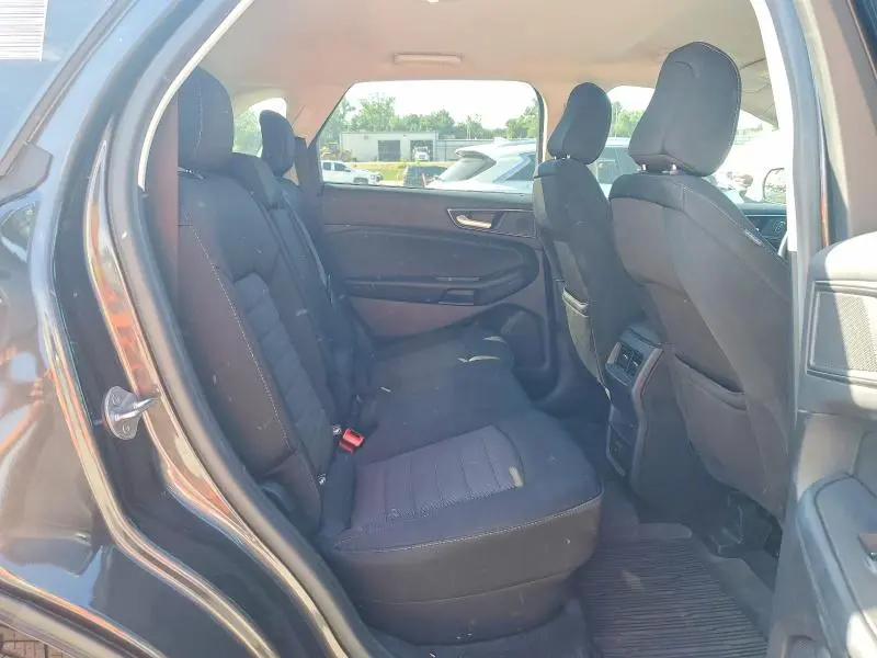 2020 FORD EDGE SE  