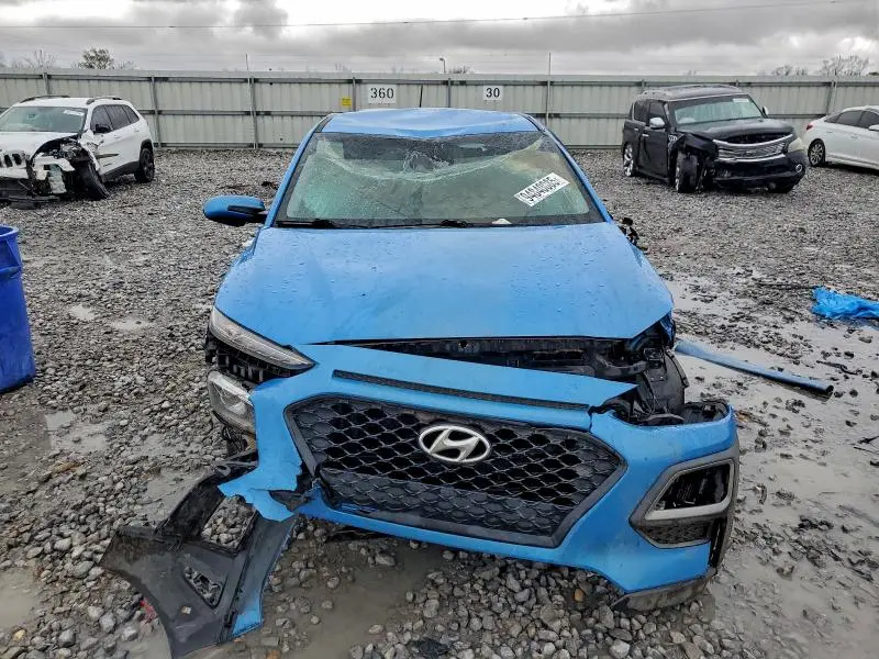 2021 HYUNDAI KONA SE  