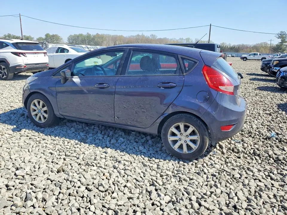 2013 FORD FIESTA SE  