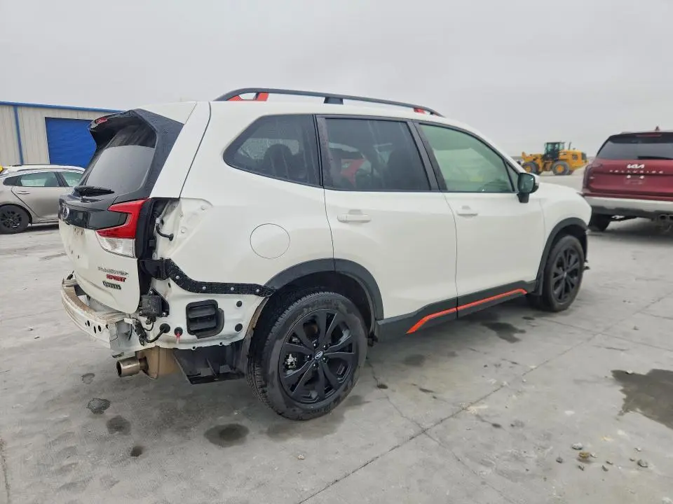 2023 SUBARU FORESTER SPORT  