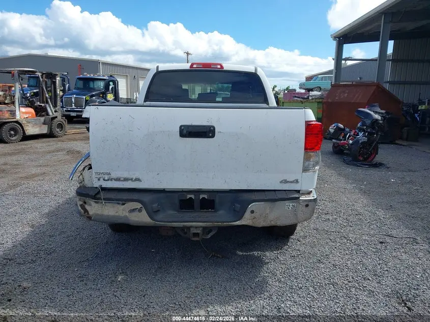 2010 TOYOTA TUNDRA SR5 5.7L V8