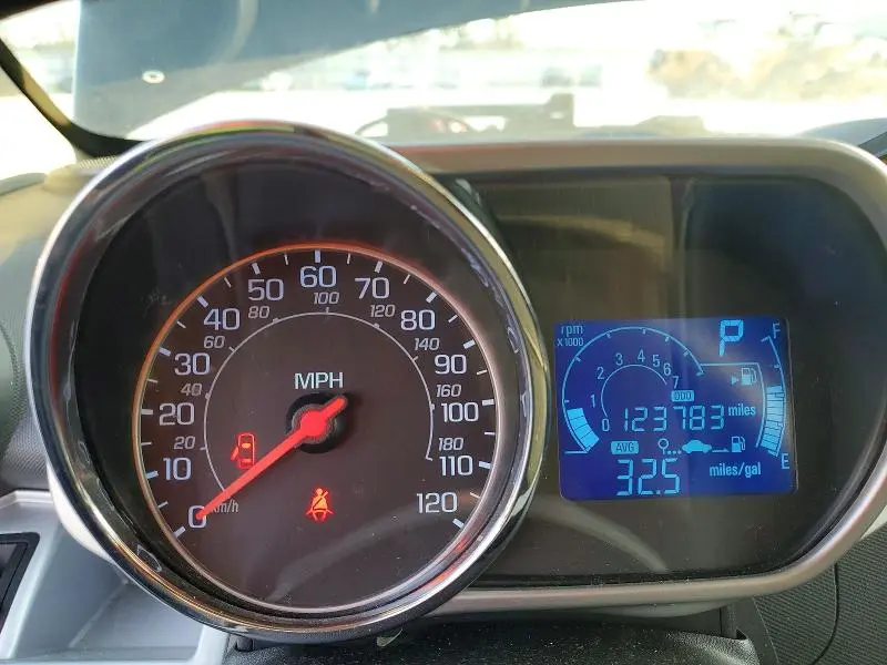 2014 CHEVROLET SPARK 1LT  