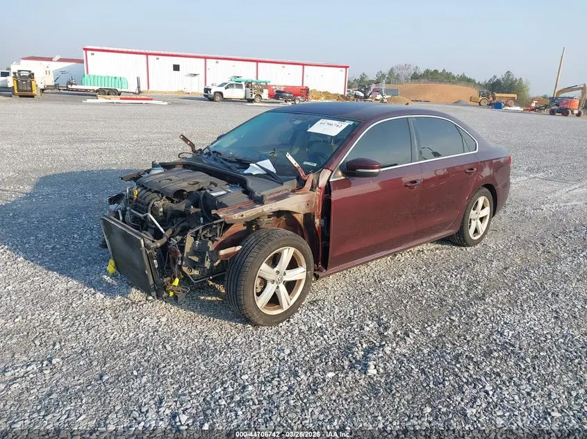 2013 VOLKSWAGEN PASSAT 2.5L SE