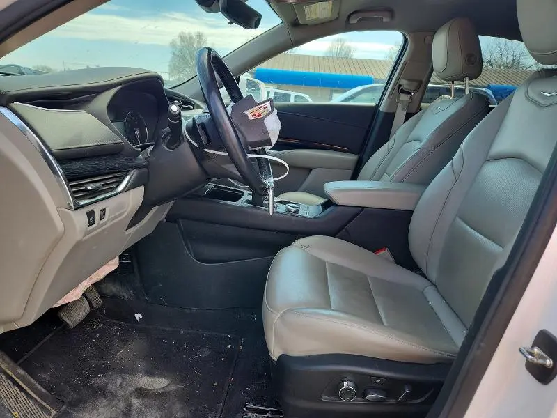2020 CADILLAC XT4 PREMIUM LUXURY  