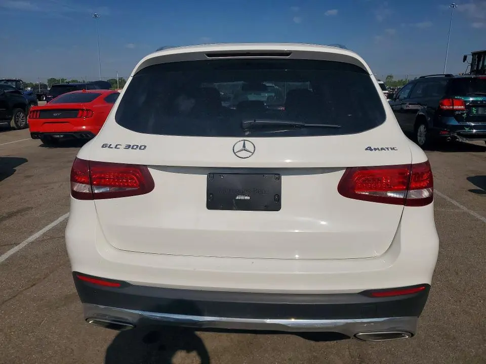 2018 MERCEDES-BENZ GLC 300 4MATIC  