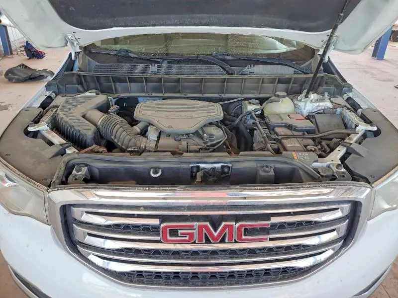 2017 GMC ACADIA SLE  