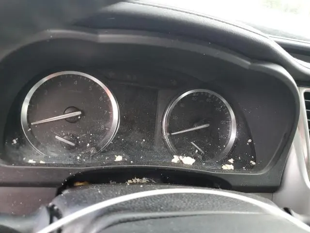 2014 TOYOTA HIGHLANDER XLE  