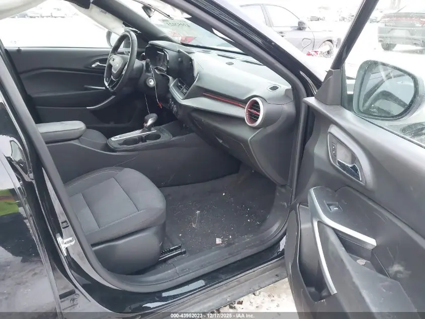 2024 CHEVROLET TRAX FWD 1RS