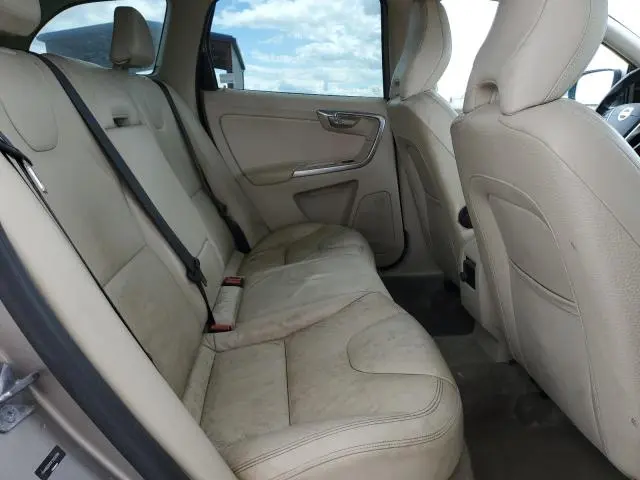 2014 VOLVO XC60 T6  