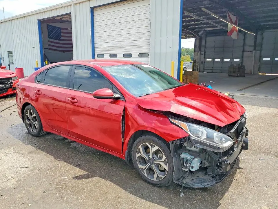 2021 KIA FORTE LXS  