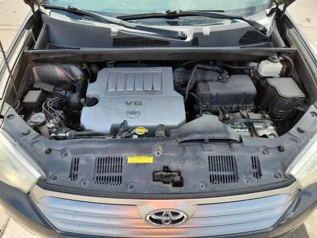 2011 TOYOTA HIGHLANDER BASE  