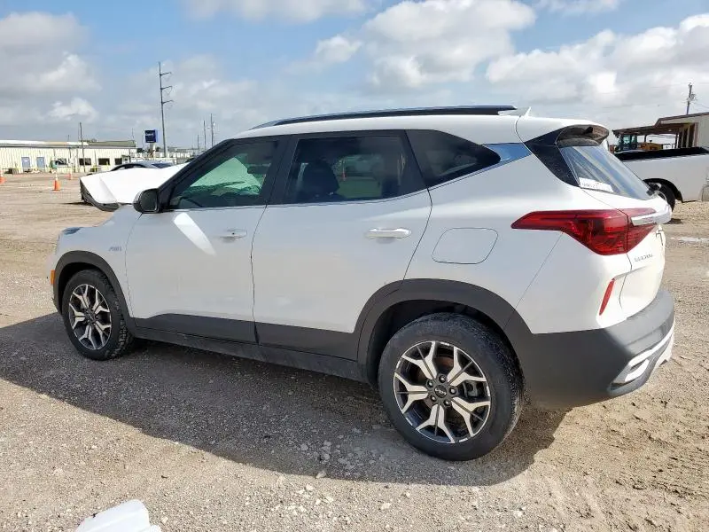 2022 KIA SELTOS EX  