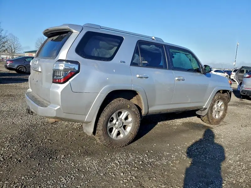 2015 TOYOTA 4RUNNER SR5  